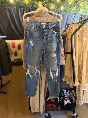 eunina Distressed Boyfriend Jeans in Blue A062